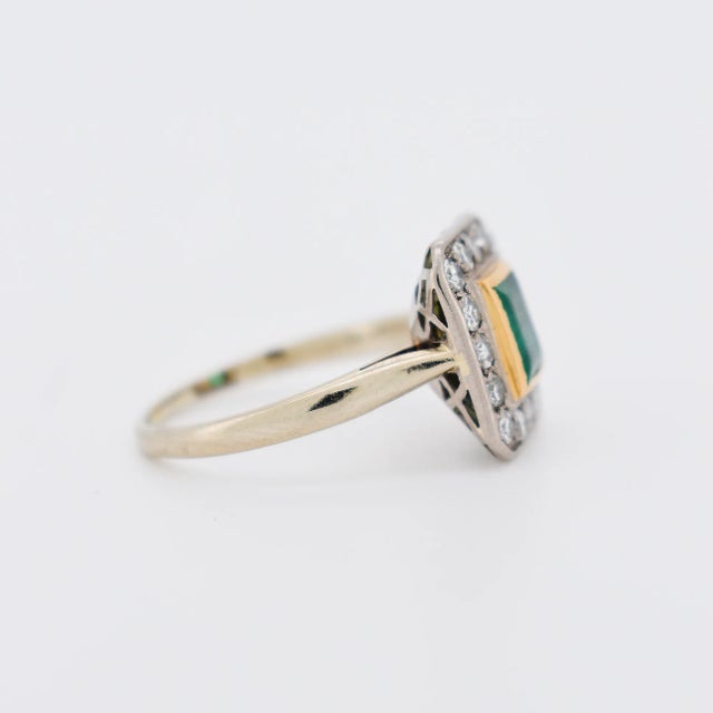 1930s Gold Emerald and Diamond Ring, Size 5.5 For Sale - Image 5 of 5