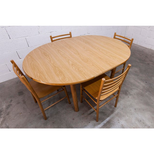Modern Danish Convertible Round Table and Matching Chairs, 1980, Set of 5 For Sale - Image 3 of 18