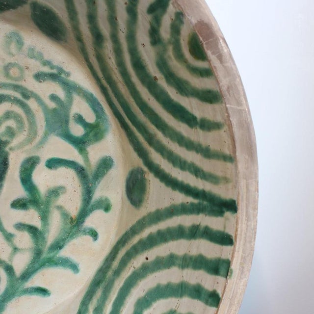 Spanish Lebrillo Decorative Fajalauza, 1930 For Sale - Image 3 of 18