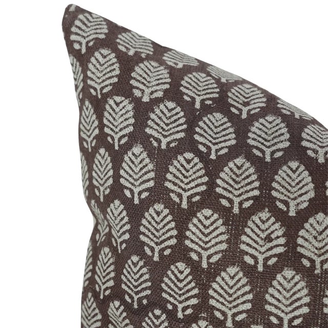 Elegant Block Print Handmade Pillow Cover Thick Linen 24x24 Inch Sangmarmar Jaal For Sale - Image 4 of 7