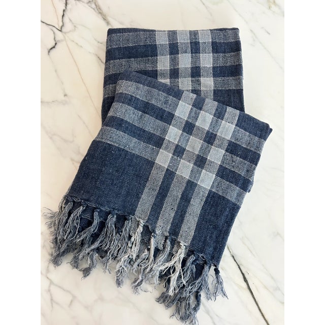 Bunny Williams for Pine Cone Hill 100% Linen Plaid Throw – Enzyme Washed Blue Tones Add timeless elegance to your space...