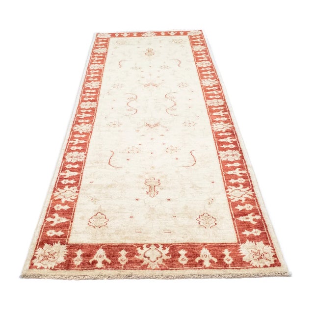 Middle Eastern Rug in Wool For Sale - Image 10 of 10