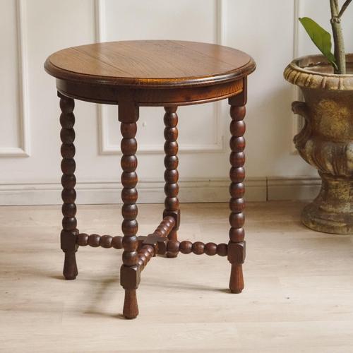 Round Oak Side Table, 1900 For Sale - Image 13 of 14