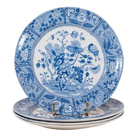 Example of Dinnerware