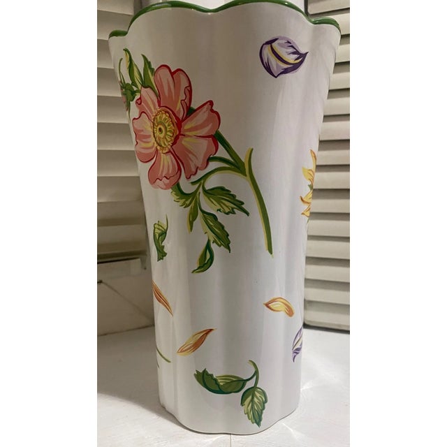 Beautiful vintage 1998 “Tiffany Petals” vase from Tiffany & Co., showcasing the brand’s signature elegance and...
