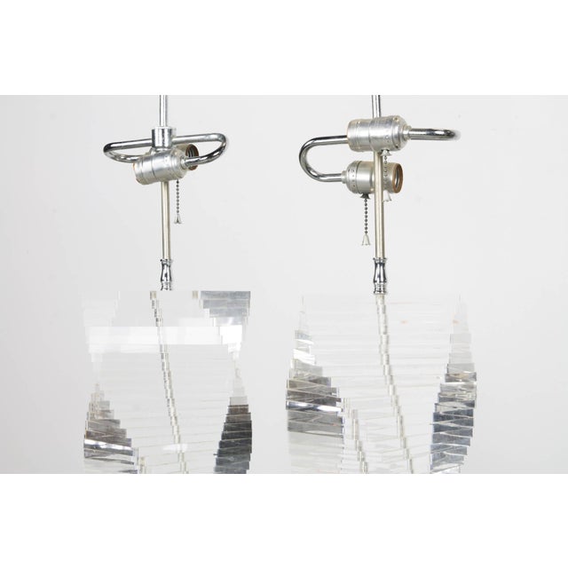 1970s Stacked Lucite Helix Table Lamps - a Pair For Sale - Image 5 of 6