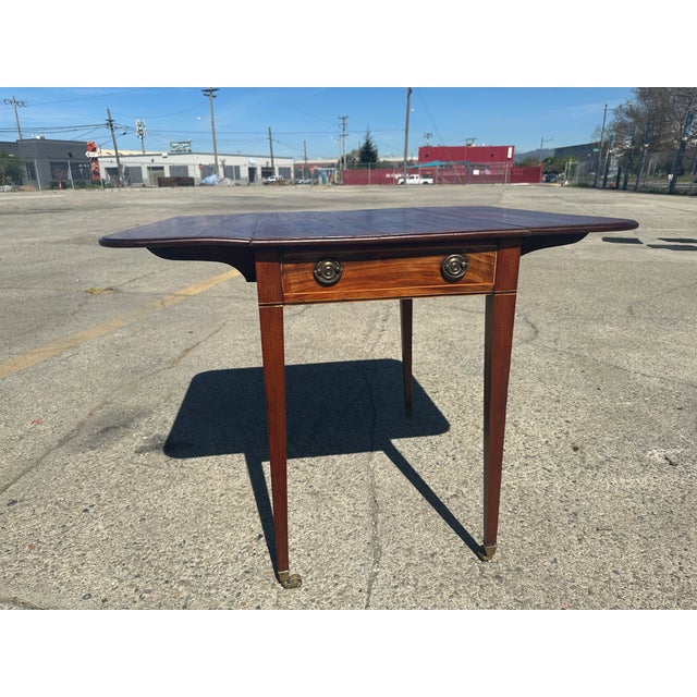 Antique Federal Sheraton Mahogany Drop Leaf Pembroke Table Inlay Brass Casters For Sale In San Francisco - Image 6 of 14