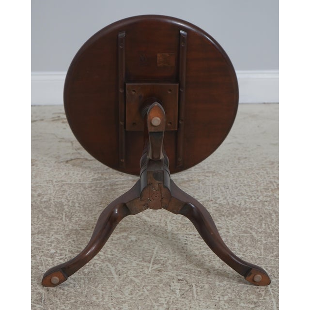 1980s Pair Kittinger Wa-1010 Colonial Williamsburg Pedestal Tables For Sale - Image 13 of 14
