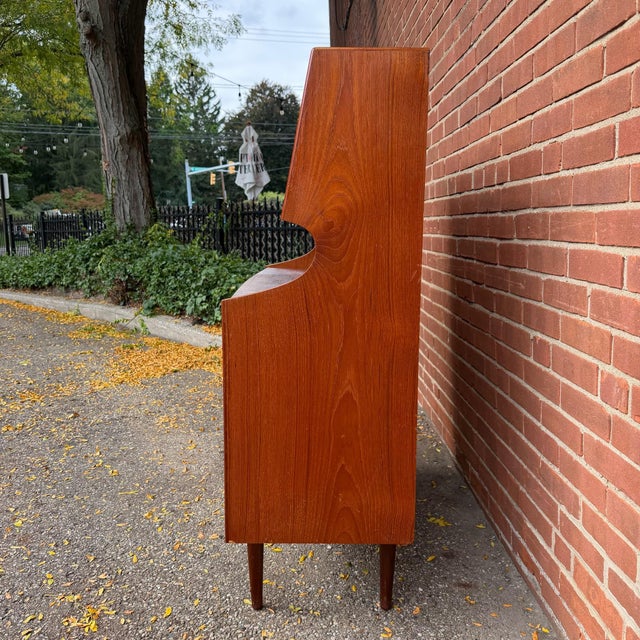 1960s Danish Modern Teak Secretary Desk Hutch by Sejling Skabe n.p. Nielsen, Attributed For Sale - Image 10 of 12