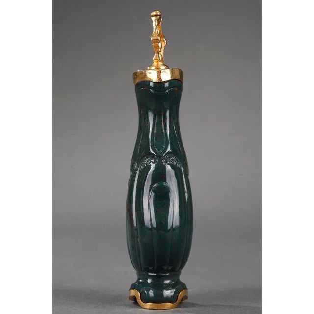 18th Century English Jasper and Gold Flask For Sale - Image 6 of 9