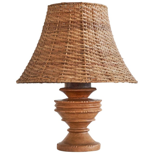 Wabi-Sabi Table Lamp in Turned and Carved Wood with Rattan Shade, 1920s For Sale - Image 12 of 12