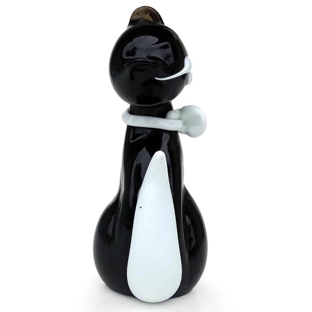 Abstract Murano Icet Signed Tuxedo Kitty Cat Paperweight Figurine Black White Vintage Art Glass Abstract Shape For Sale - Image 3 of 7