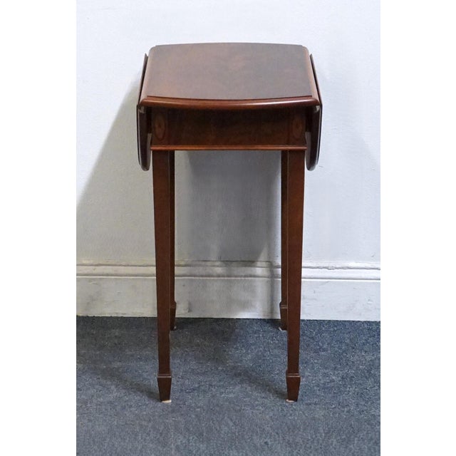 HEKMAN FURNITURE Solid Flame Mahogany Traditional Style 26" Drop Leaf Accent End Table 5-4168 25" High Leaves Down: 13.5"...