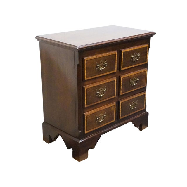 High End Vintage Banded Mahogany Traditional Chippendale Style 30" Nightstand W. Jewelry Storage For Sale - Image 4 of 12