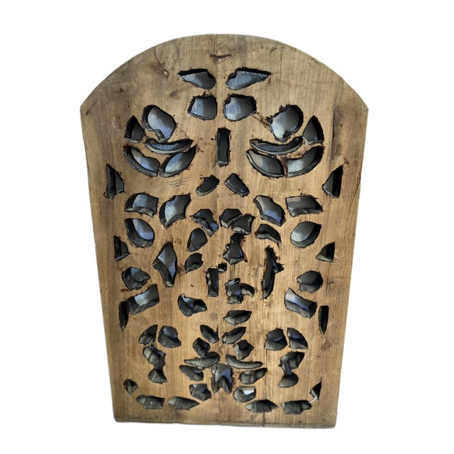 Antique Wood Panel With Carvings of Dragons For Sale In Chicago - Image 6 of 6