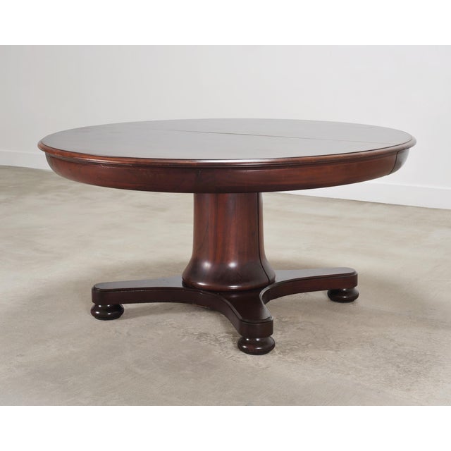 Traditional Carrie Bradshaw's Screen Used Regency Pedestal Dining Table For Sale - Image 3 of 17