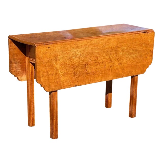 18th Century Antique New England Chippendale Tiger Maple Drop Leaf Dining Table For Sale