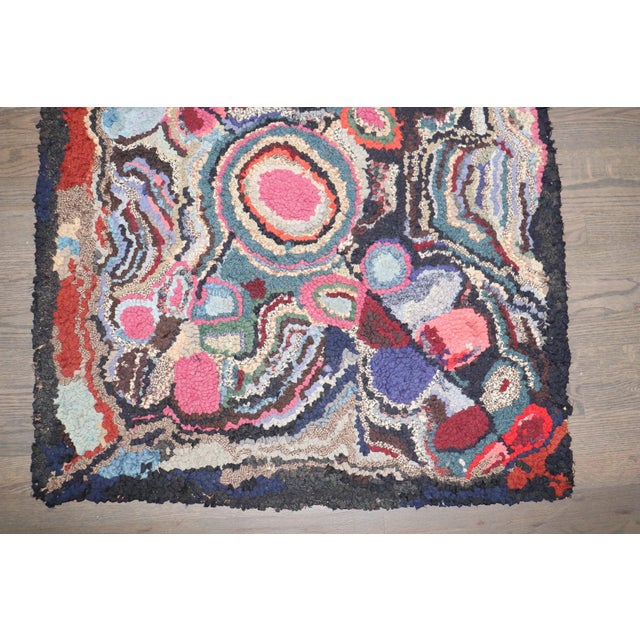 Textile Colorful Floral American Hooked Small Square Rug no. j5169 For Sale - Image 7 of 7