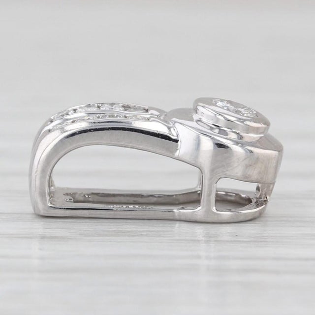 0.26ctw Diamond Pendant 14k White Gold Floating Drop For Sale - Image 4 of 8