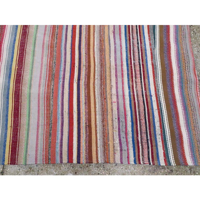 Galerie Shabab Collection Mid-20th Century Turkish Flatweave Kilim Carpet For Sale In New York - Image 6 of 7