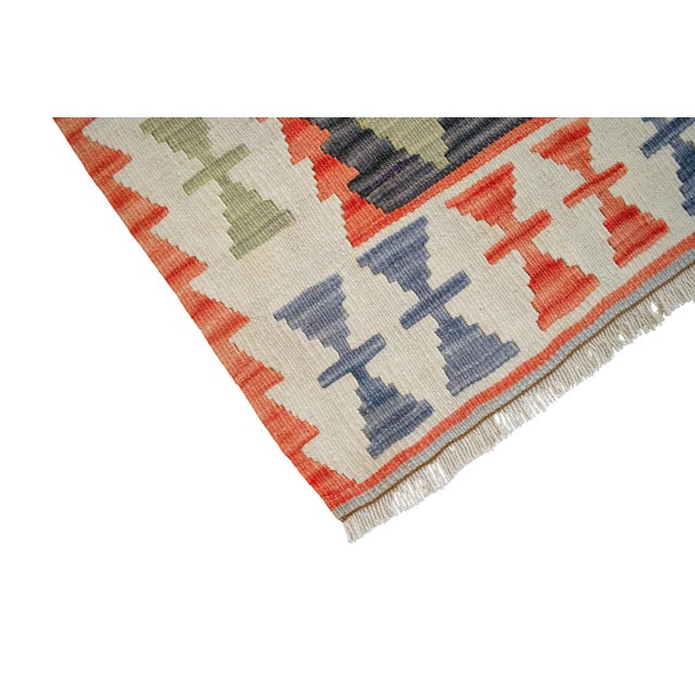 Vintage Handwoven Turkish Oushak Kilim Flat Weave Rug Boho Farmhouse Decor - 4′5″ × 7′8″ For Sale - Image 9 of 14