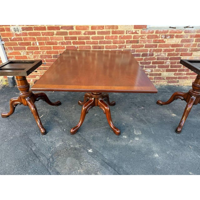 Early 20th Century Large Geogrian Style Three Triple Pedestal Base Inlaid Mahogany Dining Table With Leaves. For Sale - Image 10 of 18