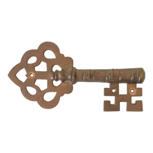 Vintage Brass Key Key Holder