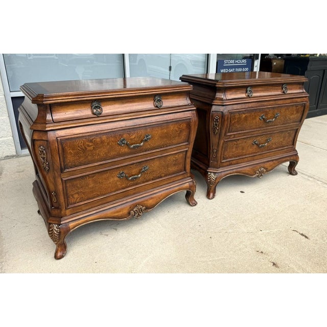 French Late 20th Century Pair of Orleans International French-Style Burled Walnut Bombe Nightstands For Sale - Image 3 of 18