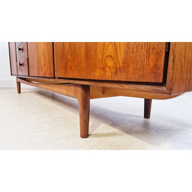 Wood Model 4060 Credenza by Ib Køfod-Larsen for G Plan, 1960s For Sale - Image 7 of 14