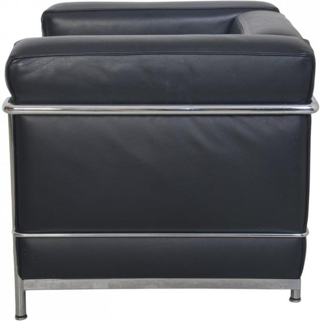 LC2/1 Chair in Black Pelle Leather by Le Corbusier, 2000s For Sale - Image 13 of 18