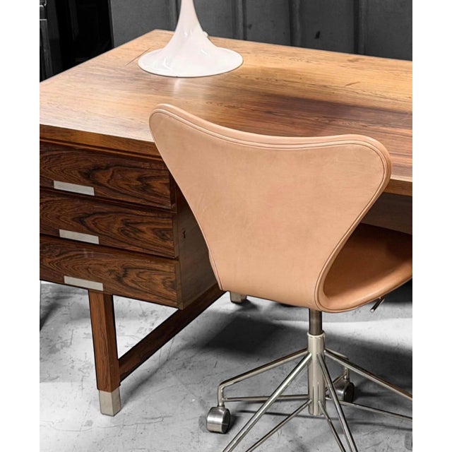 Danish Rosewood Model Ep-401 Freestanding Desk, 1960 For Sale - Image 6 of 9