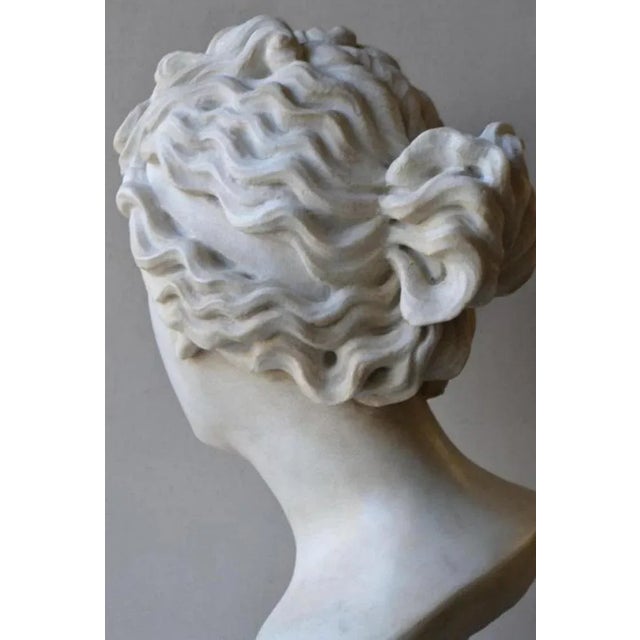 Italian Artist, Venere Medici Head, Early 20th Century, Marble For Sale - Image 4 of 11