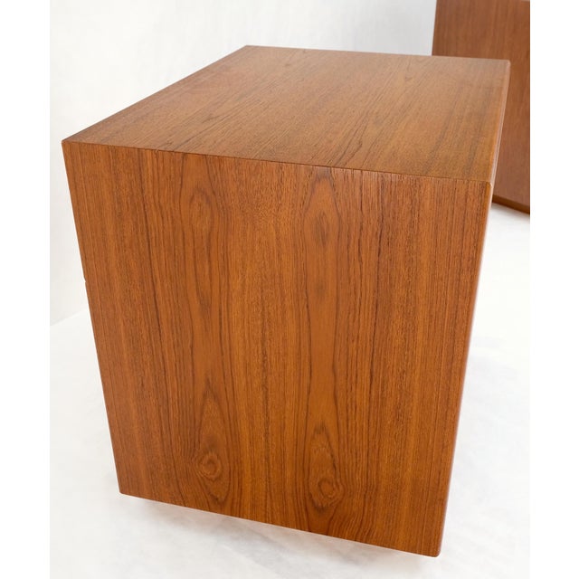 Brown Pair of Mid Century Danish Modern Teak One Drawer Nightstands End Tables MINT! For Sale - Image 8 of 12