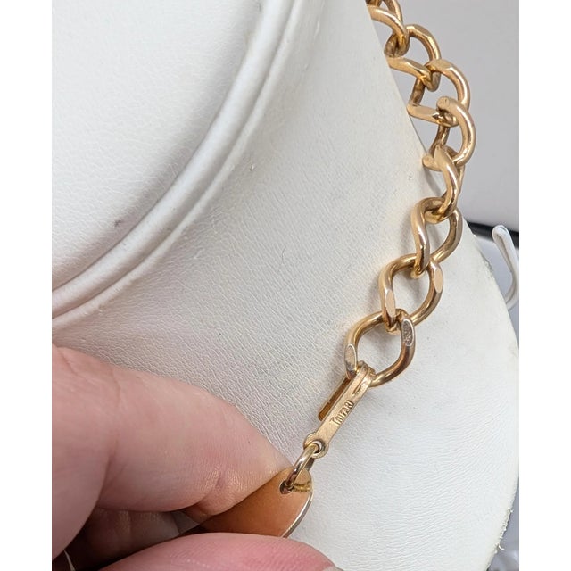 1970s Vintage 1971 Signed Crown Trifari Goldtone Collar Necklace For Sale - Image 5 of 7