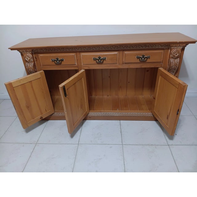 Brown Vintage Wood American Traditional Sideboard Buffet Credenza 3 Drawer & 3 Doors For Sale - Image 8 of 11