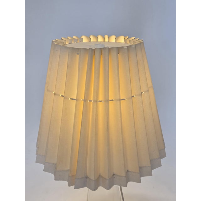 Artek M510 Table Lamp by Maire Gullichsen for Artek, 1970s For Sale - Image 4 of 17