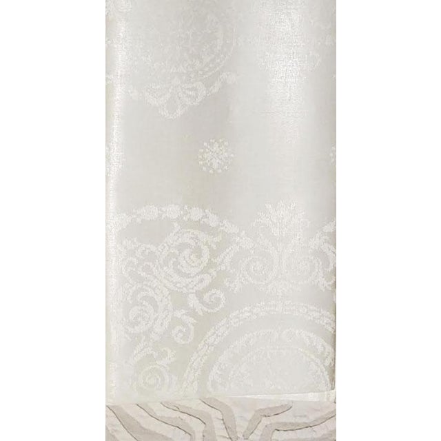 Vintage Grey's Textiles Pure Irish Linens Tablecloth 11 Napkins Factory Condition For Sale In Las Vegas - Image 6 of 10