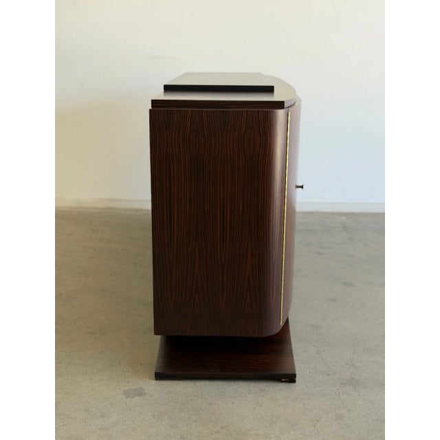 Brown 1940s Italian Art Deco Sideboard For Sale - Image 8 of 16