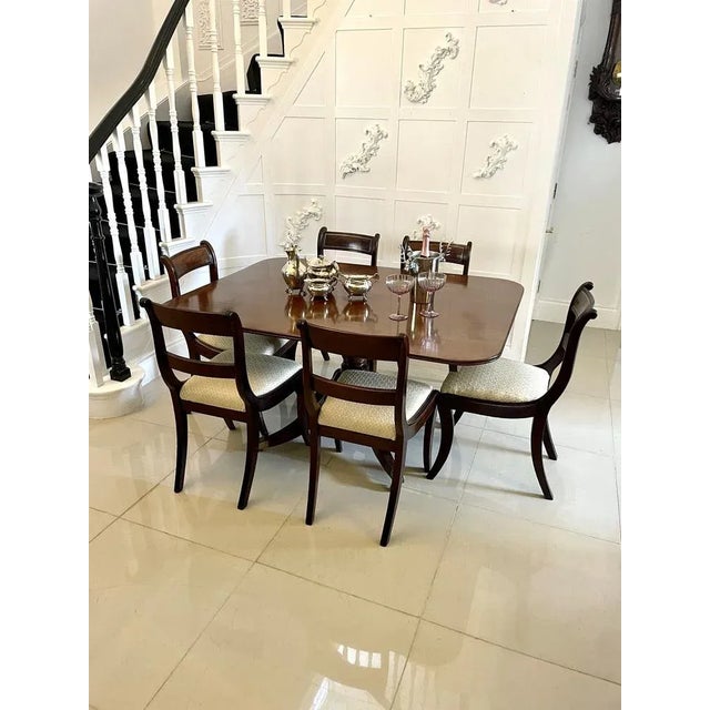 Hollywood Regency Large Regency Figured Mahogany Dining Table, 1830s For Sale - Image 3 of 11