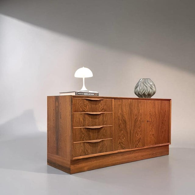 Low Danish Rosewood Sideboard from Erling Torvits, Denmark, 1960s For Sale - Image 17 of 18