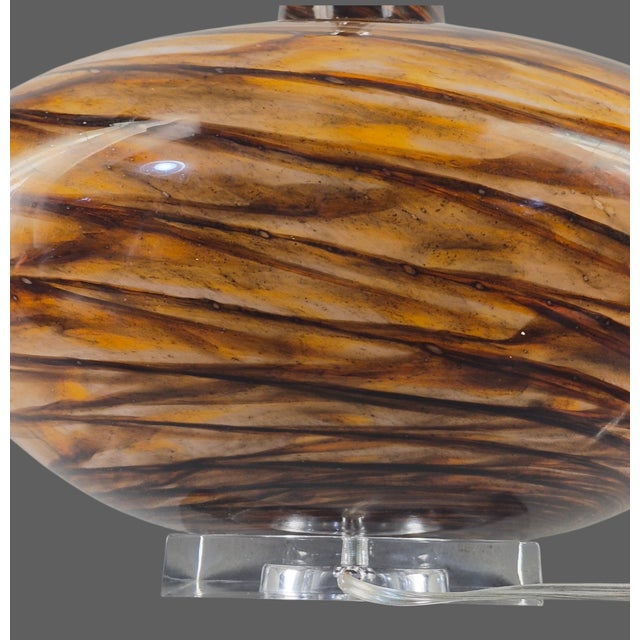 Glass Late 20th Century Mid-Century Modern Art Glass Brown Swirl Lucite Base Table Lamp For Sale - Image 7 of 9