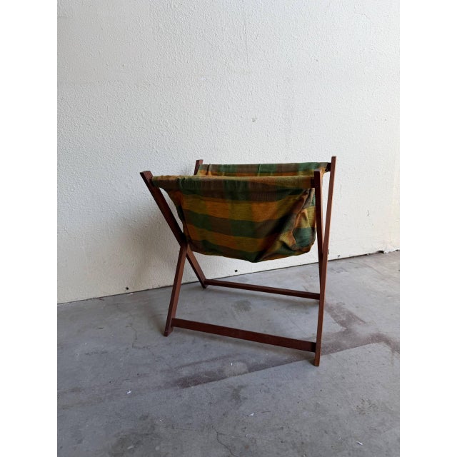 Vintage Danish Teak Folding Magazine Rack – Mid-Century Modern Scandinavian Design 1960s For Sale - Image 4 of 7