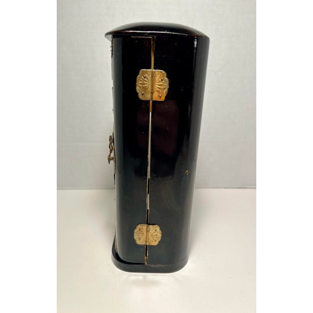 Late 19th Century Antique Meiji Period Japanese Black Lacquer & Gold Leaf Buddhist Zushi Travel Shrine For Sale - Image 5 of 10
