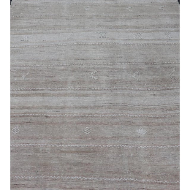 Measures: 5'4 x 6'9 Vintage Turkish Kilim Rug Soft Beige and Taupe Tones 5'4 x 6'9. Keivan Woven Arts / Rug / EN-15900...