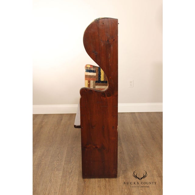 Early 20th Century Antique American Quilted Back Pine Settle Bench For Sale - Image 5 of 12
