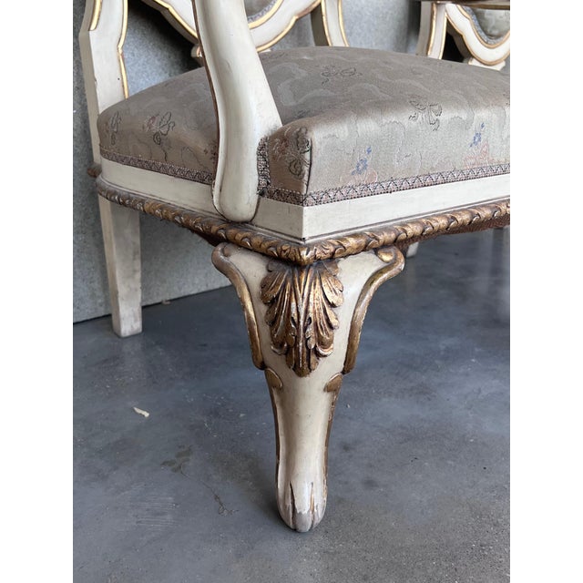 Pair of Venetian Hand Painted Armchairs in White Antique Painting and Giltwood For Sale - Image 13 of 18