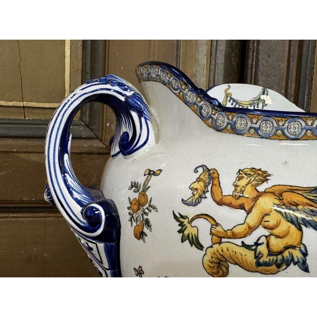 Earthenware Cachepot with Renaissance Decor from Gien, Late 19th Century For Sale - Image 6 of 18