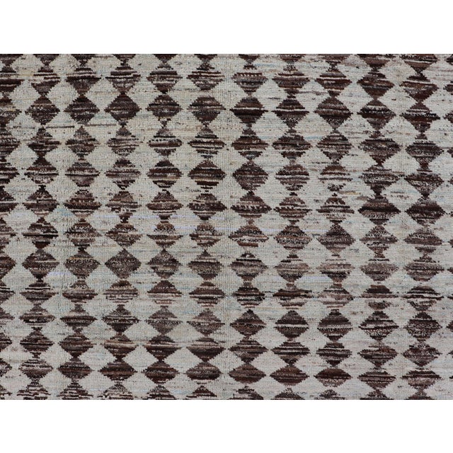 Tribal Moroccan With Intricate Diamond Pattern in White and Brown Tones 8'3 X 9'8 For Sale - Image 10 of 18