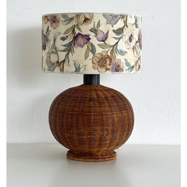 Mid-Century Modern Italian Wicker Table Lamp, 1970s For Sale - Image 6 of 11