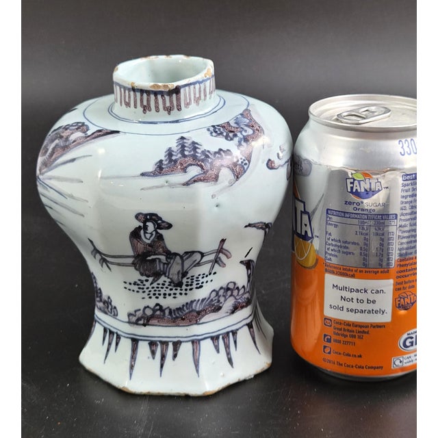 Antique Dutch Blue and Manganese Octagonal Baluster Vase from Delft, 1680 For Sale - Image 9 of 13